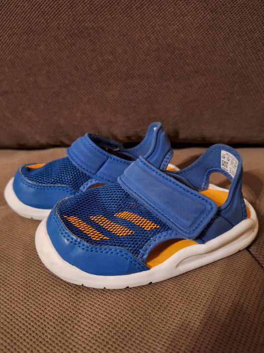 Детски сандали Adidas