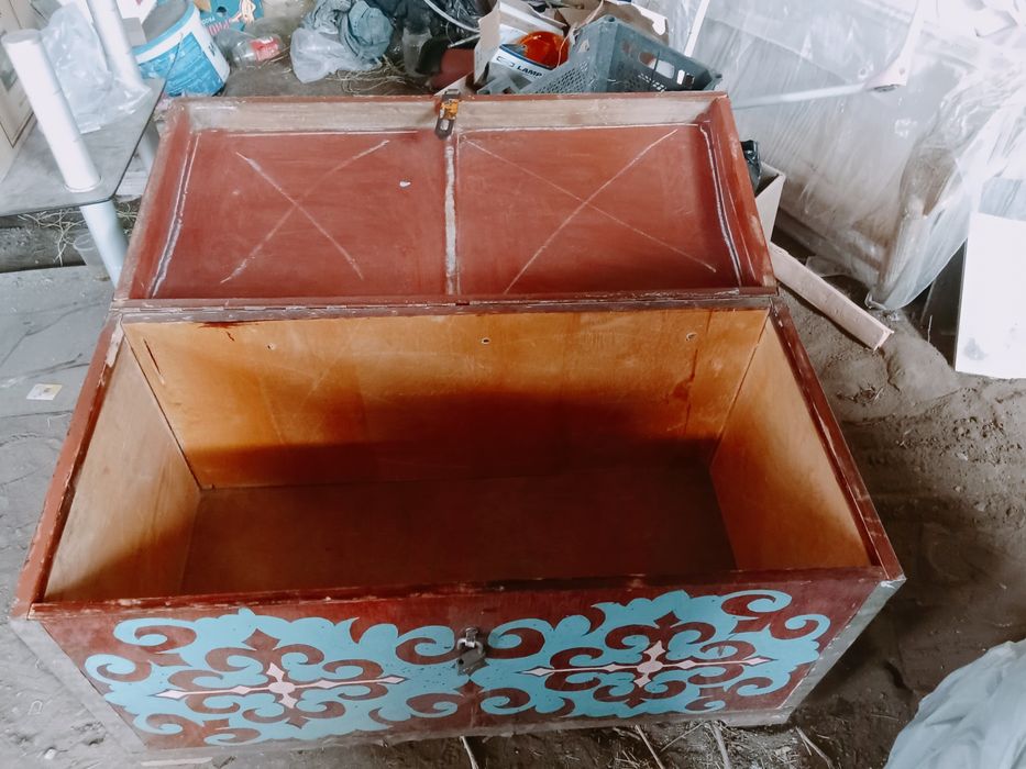 Продам б/у сандук