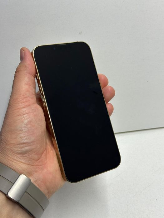 Продам Айфон 13 Про 256г