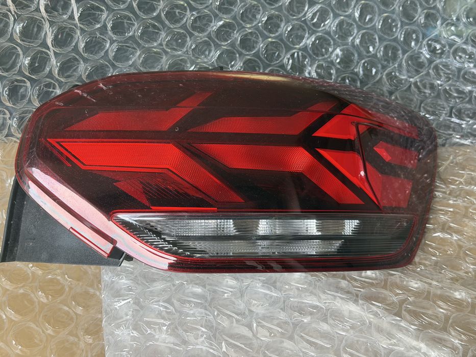 Dacia Sandero 3 десен стоп