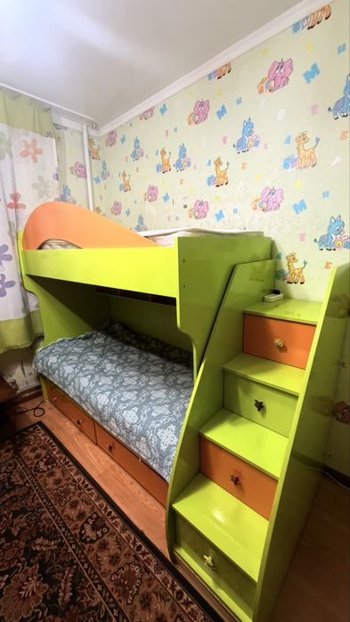 Продается детский гарнитур