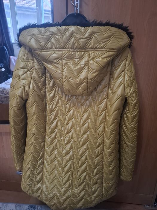 Зимно яке с качулка!