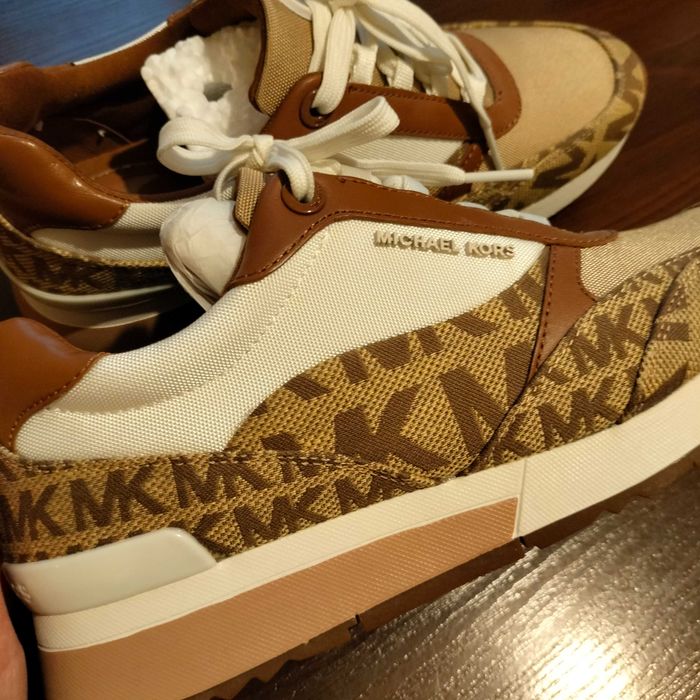 Кроссовки Michael Kors