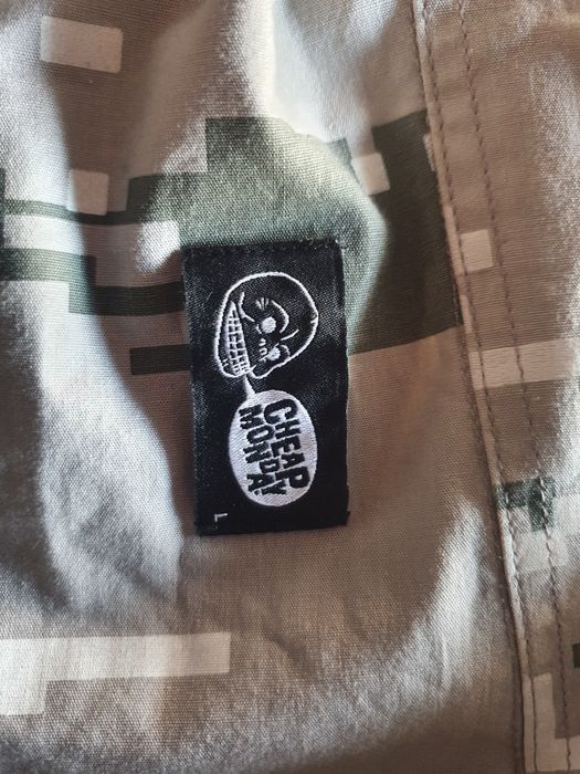 Рубашка CHEAP MONDAY идеальное состояние.