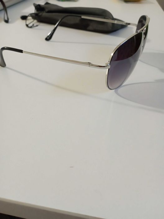 Слънчеви очила авиаторски