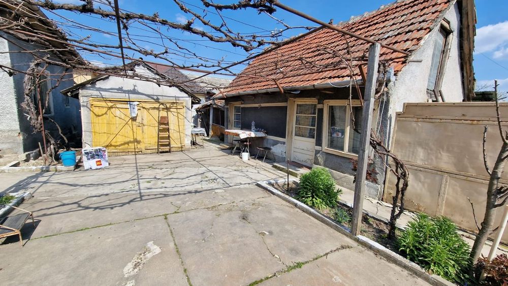 Casa cu gradina de vânzare, oraș Ineu, jud. Arad