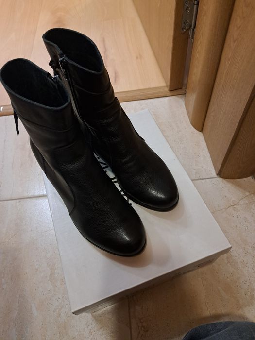 Боти естествена кожа Ямбом Shooze размер 39 39