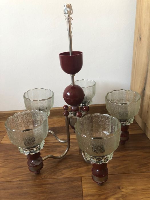 Осветително тяло полюлей