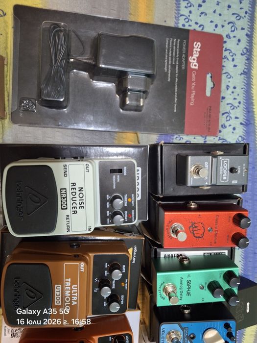 Ефекти за китара  11 бр. БАС КИТАРА  Ibanez GSR180LBF