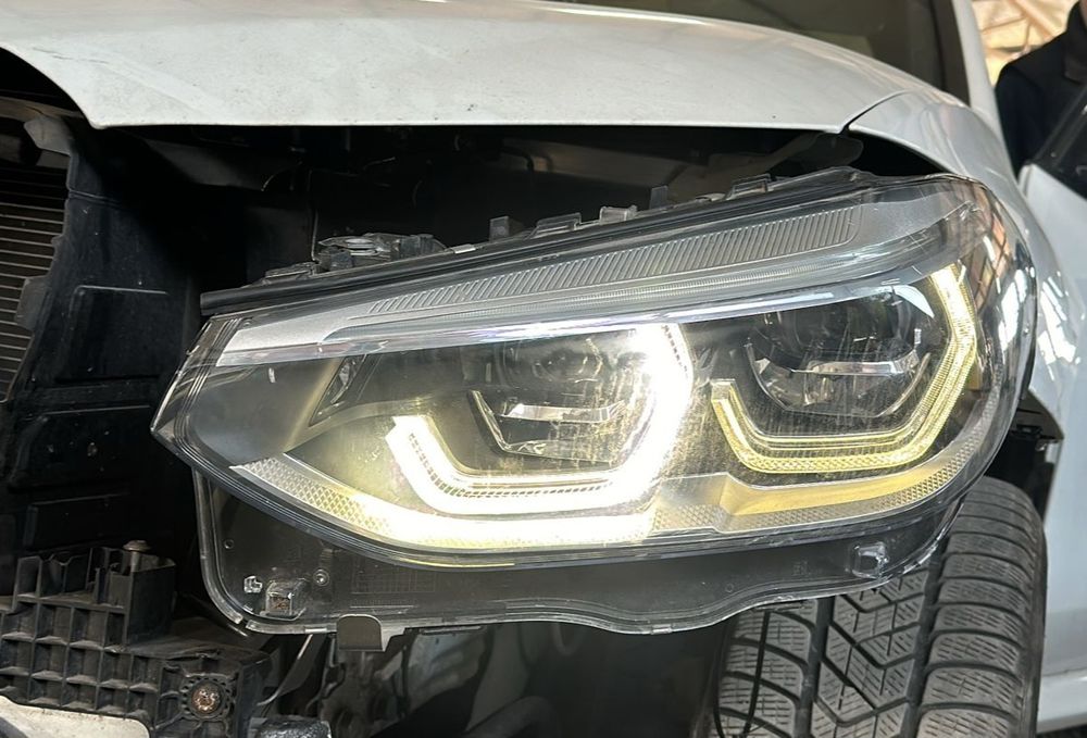 Far stanga adaptive led Bmw X3 G01 cod 8739653-03