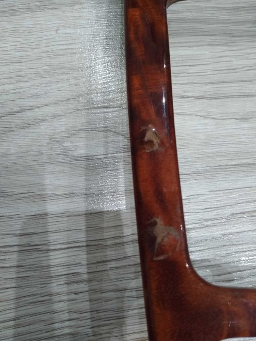 Продавам средна конзола за мерцедес w 203