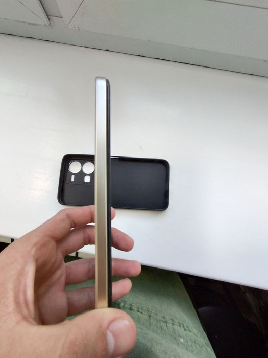 Vivo y35 128 xolatizoʻr