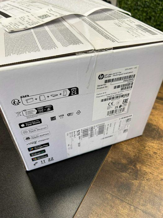 Лазерен принтер HP LaserJet M110w - нов с гаранция