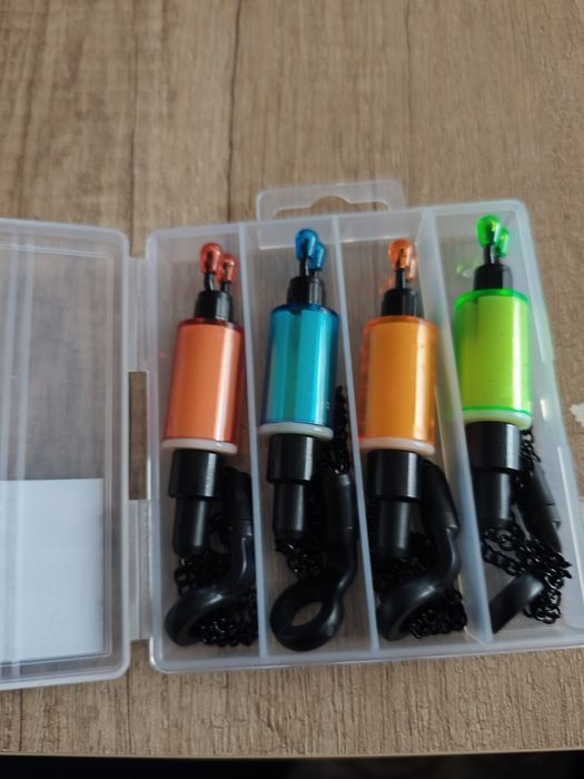 4 бр оптегачи , нови