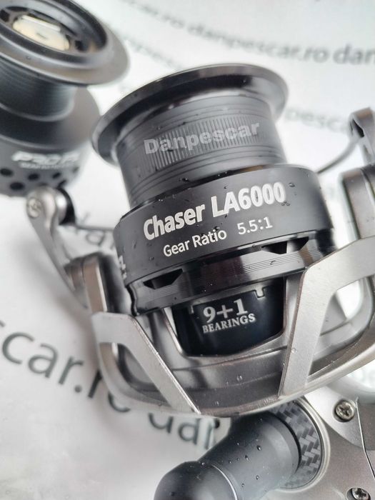 Mulinetă Feeder si Crap PRO FL CHASER LA6000 tambur Long Cast