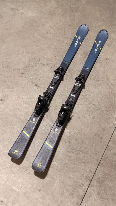 Schiuri Salomon Pulse 160 in stare buna