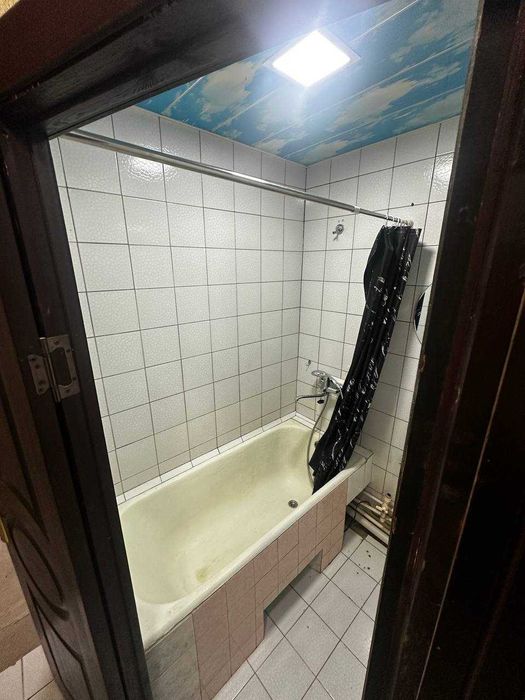 3- комнатная на Чиланзаре 23квартал, б-н 6х2