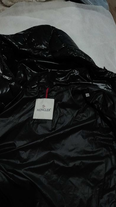 Яке Moncler  ново