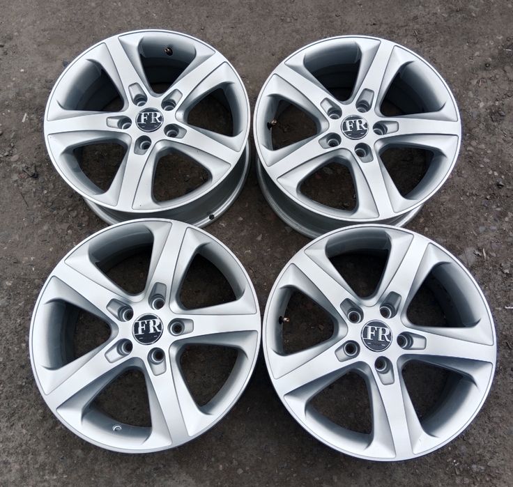 R16 диска Трейкерга круз Волгага тушади 5+105