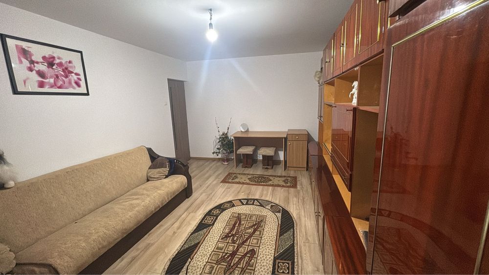 Inchiriez apartament 2 camere - Crangasi, Strada 9 Mai
