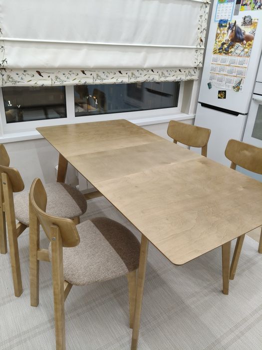 Продам стол со стульями