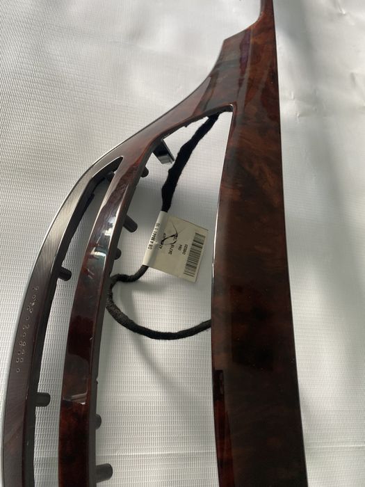 Декоративная накладка панели Mercedes W221