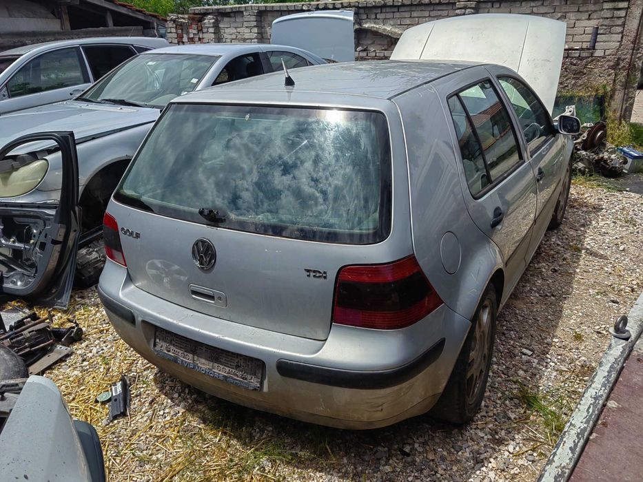 VW Golf 4 1.9tdi 90кс на части