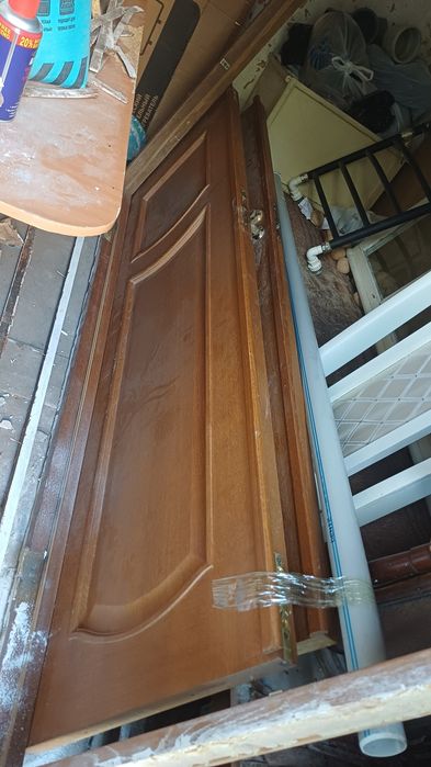 Продам дверь межкомнатную
