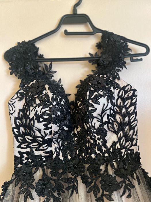 Официална рокля/Абитуриентска