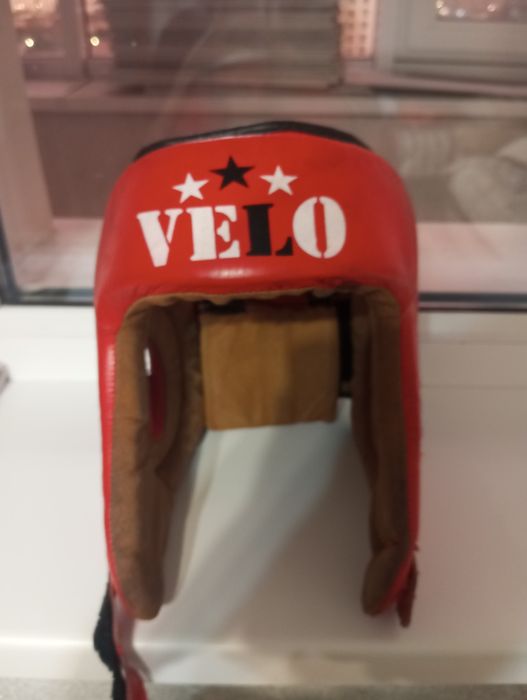 Боксерскии шлем перчатка velo