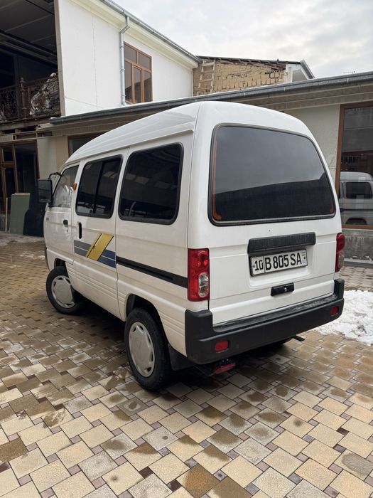 Chevrolet Damas Deluxe