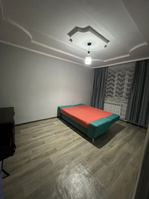 Сдам одну комнатную квартиру .