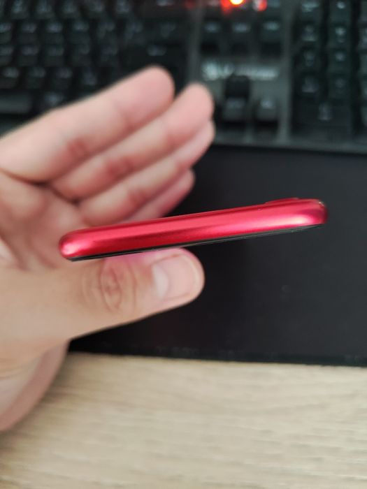 Iphone SE GEN 2 128 гб