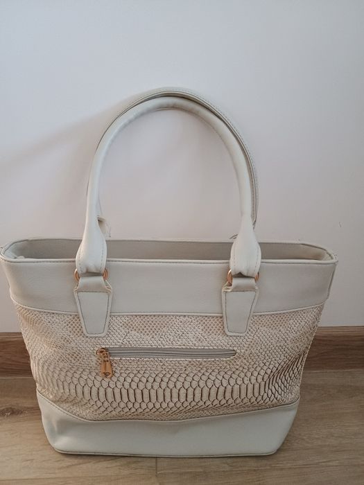 Дамска чанта кожена