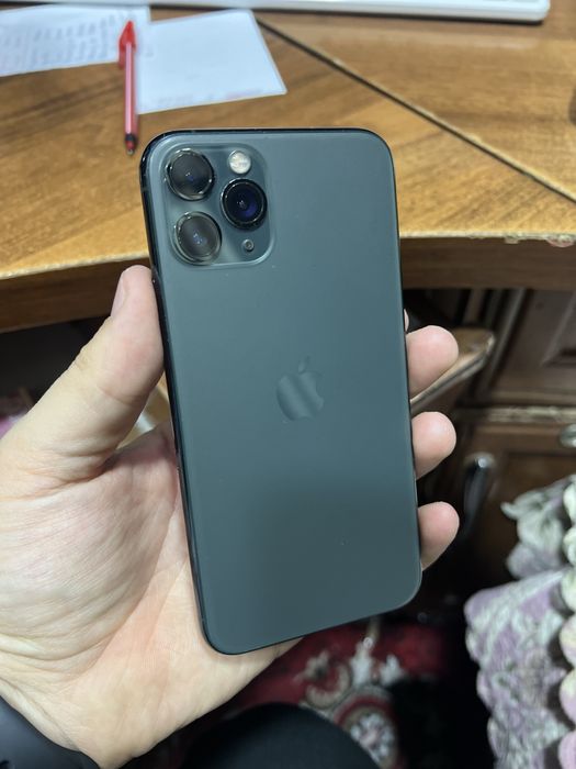 iPhone 11 pro green