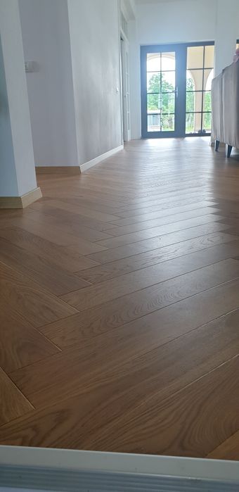Vând parchet triplustratificat 14 mm