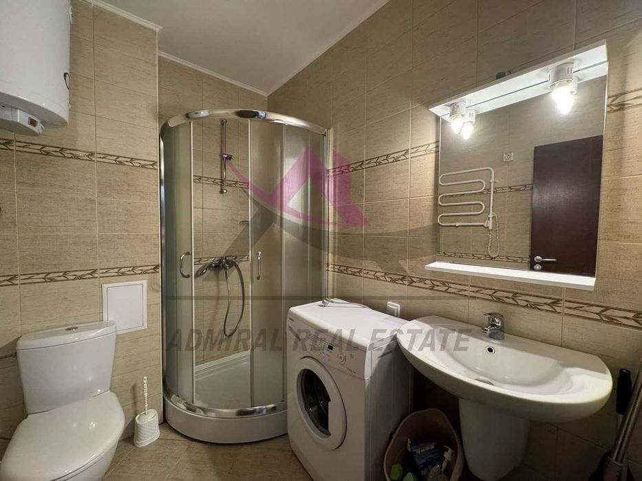 Дава се под наем Двустаен апартамент в к.к. Св.Св. Константин и Елена - 60 кв.м за 650 € - Снимка #3