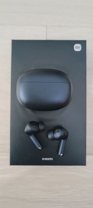 Срочно продам Наушники Xiaomi Buds 3T Pro черный