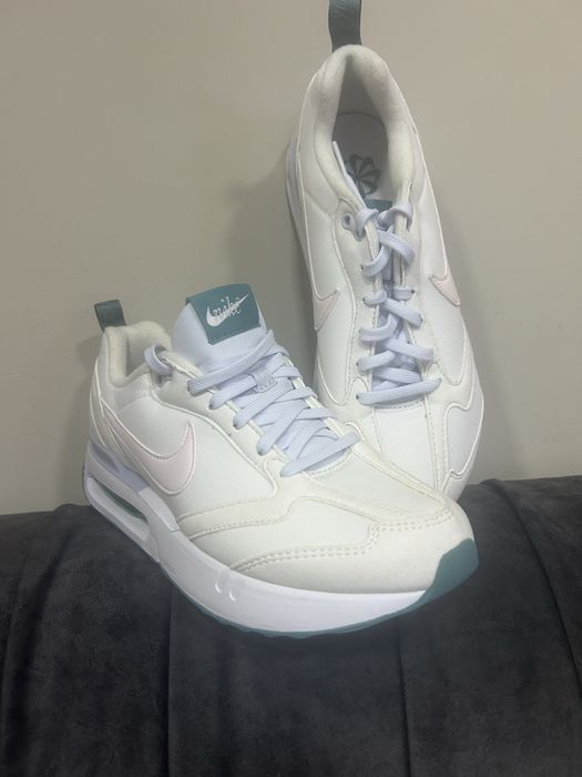 Маратонки NiKe нови