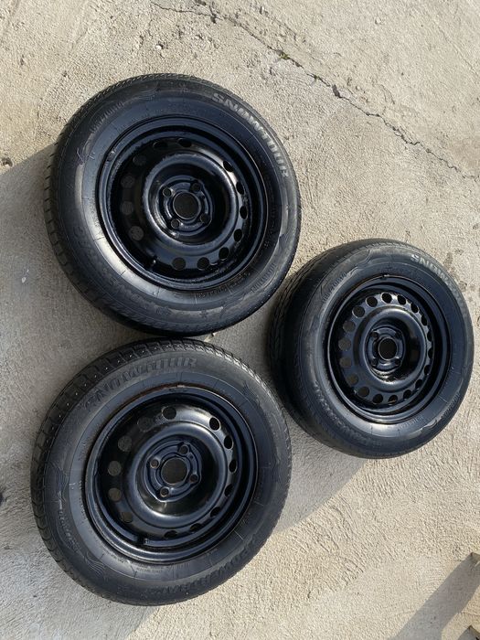 Автомобильный шина