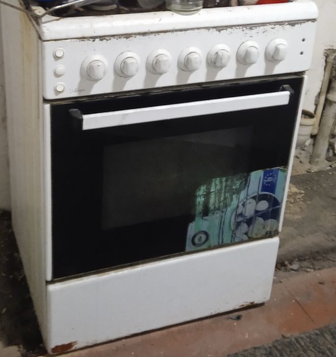 Продается газ плита. 600000сум