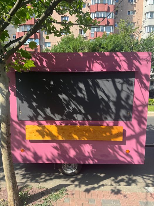 Rulota comerciala / foodtruck / rulota fast-food