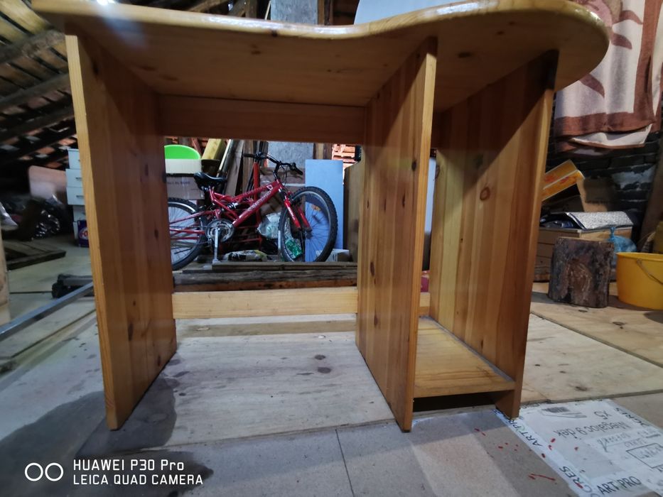 Бюро. Не използвано.