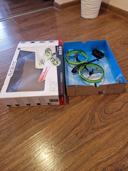 Дрон, квадрокоптер для подростков