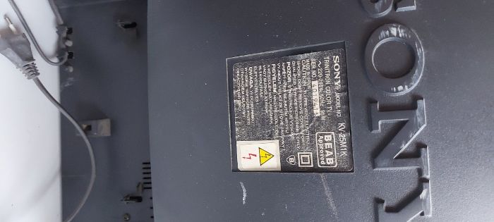 Продам телевизор SONY