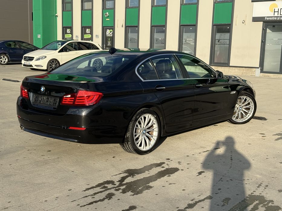 BMW 520 d / Automat/ 2.0 Diesel - 184 CP / An 2013/ navi/ head up display
