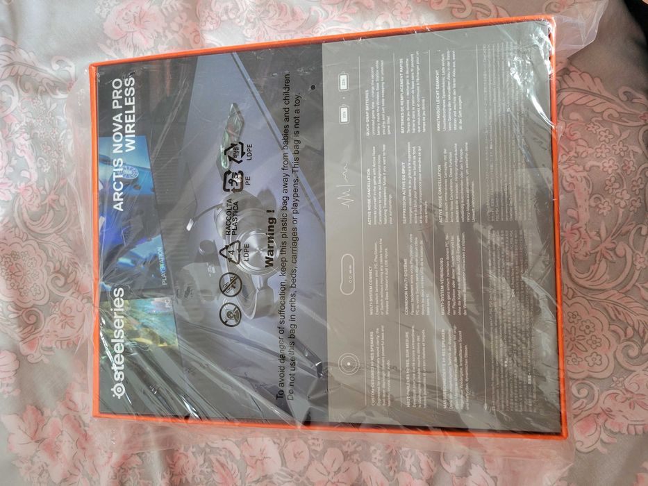Arctis Nova Pro Wireless - чисто нови, гаранция.