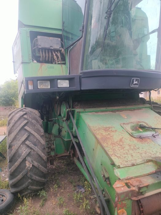 Combina John Deere 2058