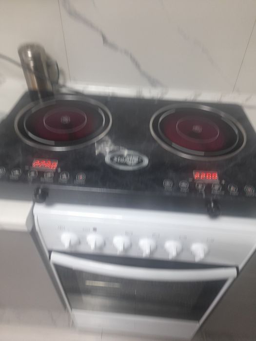 Продам  электро плиту 2х комфортную.