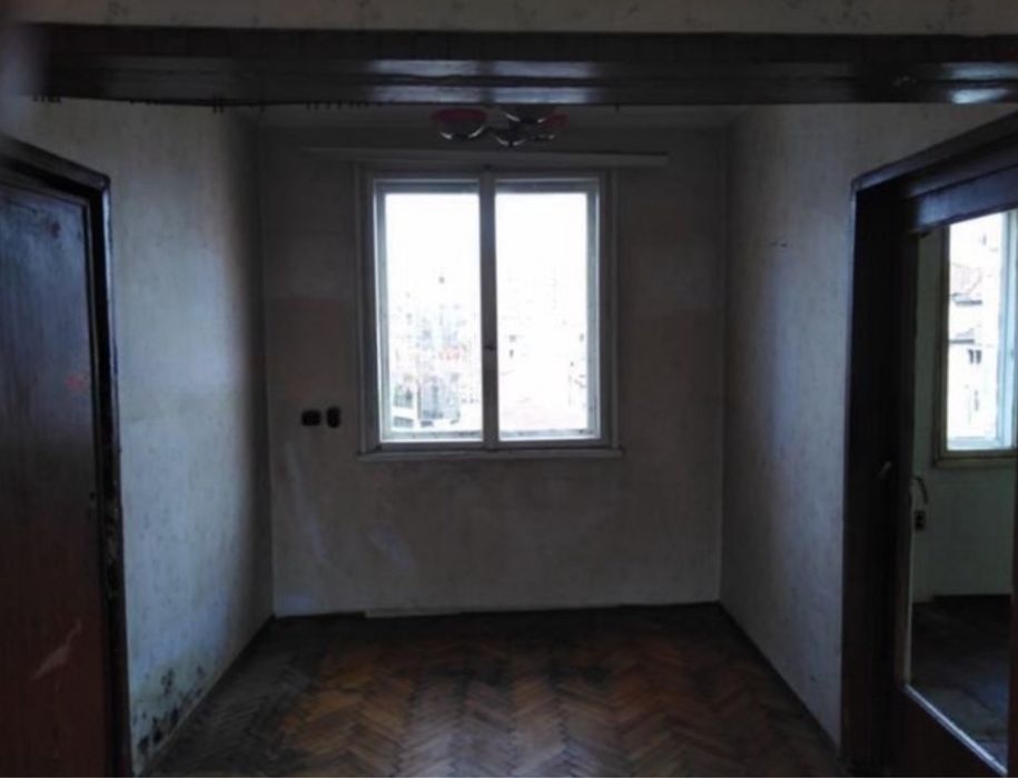 Продава се Четиристаен апартамент в София, Център - 140 кв.м за 1822 €/кв.м - Снимка #1